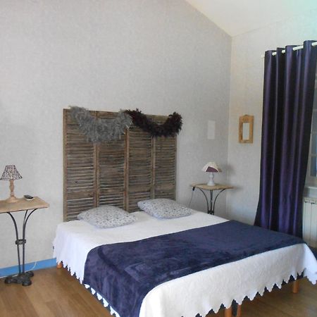 Le Relais Du Grand Logis Bed & Breakfast Civrieux Room photo