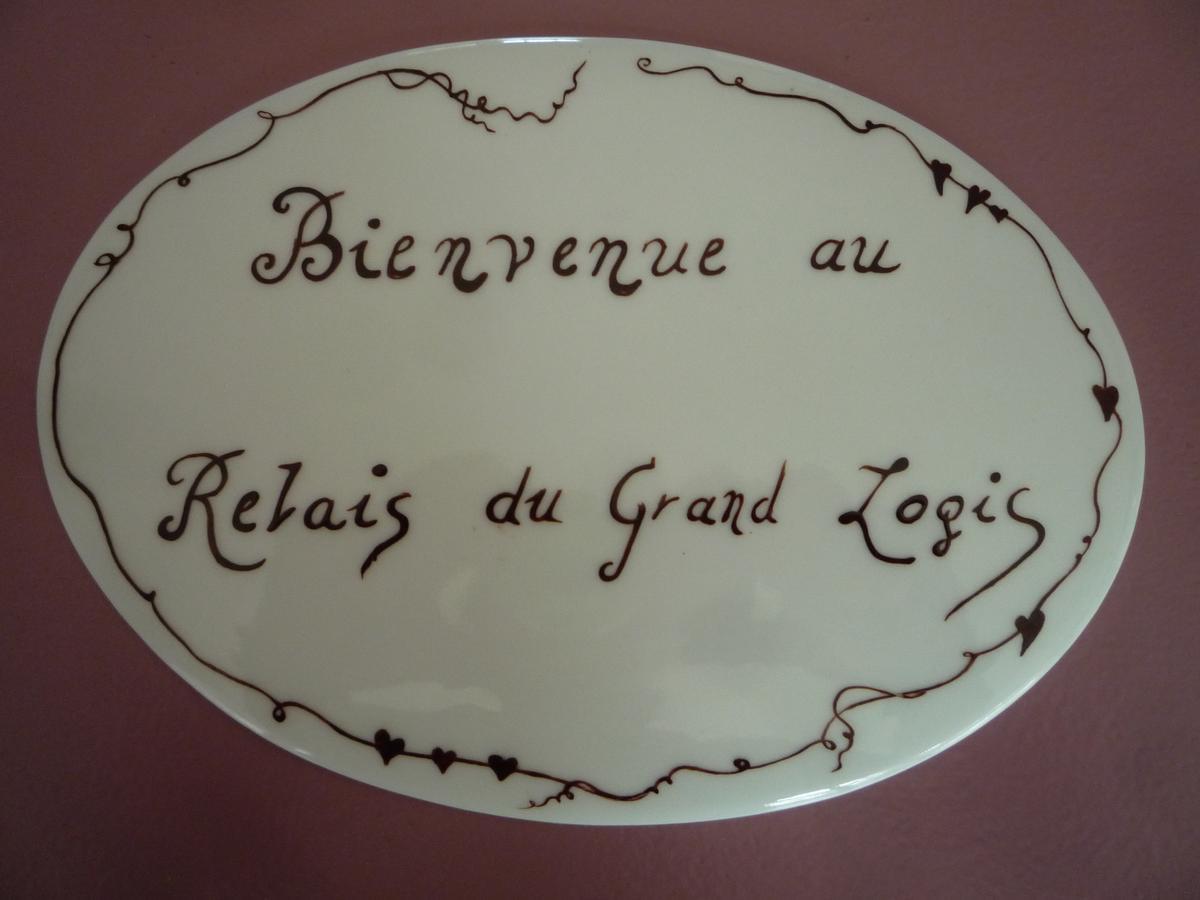 Le Relais Du Grand Logis Bed & Breakfast Civrieux Exterior photo