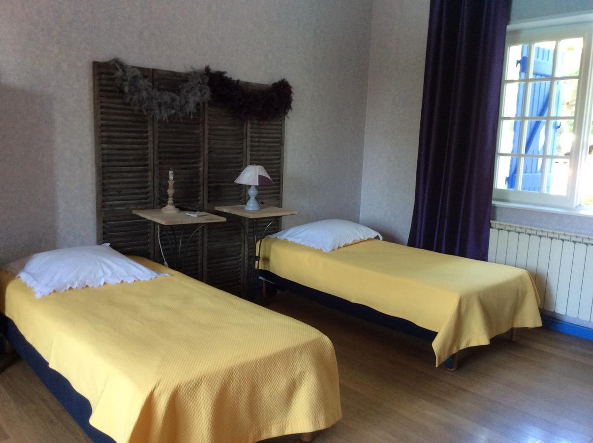 Le Relais Du Grand Logis Bed & Breakfast Civrieux Exterior photo