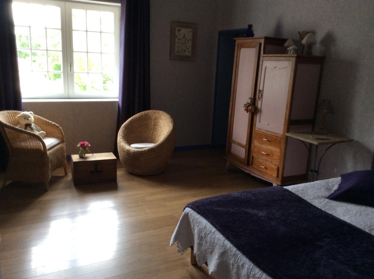 Le Relais Du Grand Logis Bed & Breakfast Civrieux Exterior photo